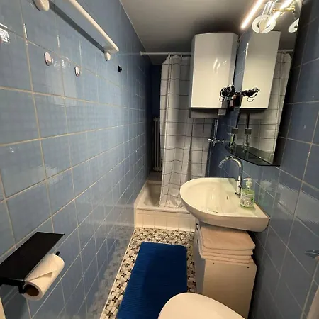 Cozy Next To Marienfeste Apartment *